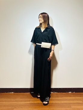 「ITEMS URBANRESEARCH（アイテムズ アーバンリサーチ）のレースドッキングオールインワン（つなぎ/オールインワン、ブラック系）」を使った、KAMEさん（レディース・160cm）の夏コーディネート