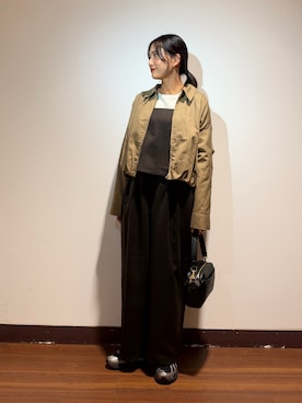 「ITEMS URBANRESEARCH（アイテムズ アーバンリサーチ）のバルーンブルゾン（ブルゾン、ベージュ系）」を使った、KAMEさん（レディース・160cm）の秋コーディネート