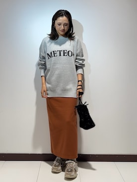 「ITEMS URBANRESEARCH（アイテムズ アーバンリサーチ）のリブロングスカート（スカート）」を使った、KAMEさん（レディース・160cm）の秋コーディネート