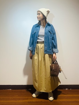 「SMELLY（スメリー）のアイテム」を使った、KAMEさん（レディース・160cm）の秋コーディネート