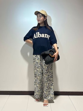 「ロゴ」｜「アイテム（ニット/セーター）」を使った、KAMEさん（レディース・160cm）の春コーディネート
