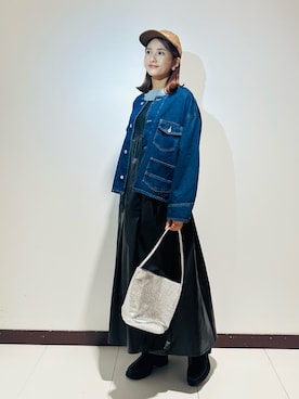 「アイテム（その他シューズ）」を使った、KAMEさん（レディース・160cm）の秋コーディネート