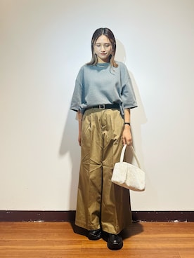 「SMELLY（スメリー）のアイテム」を使った、KAMEさん（レディース・160cm）の秋コーディネート