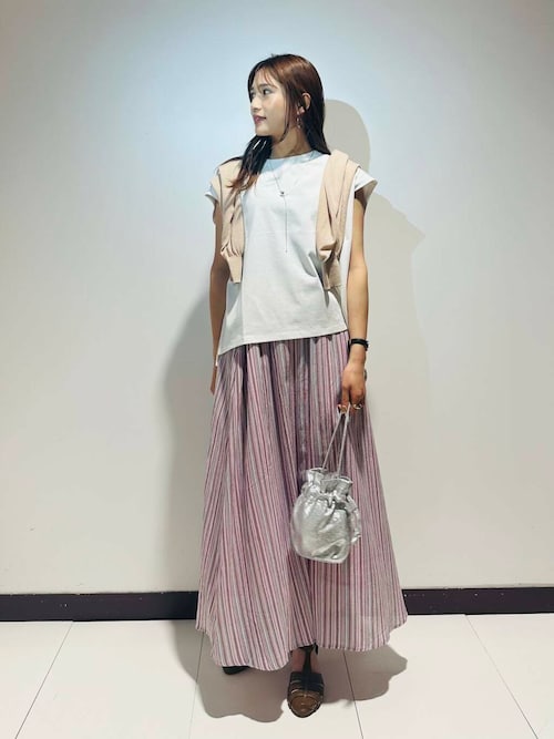 未使用 JILLSTUART シアークルーネックカーディガン - メルカリ