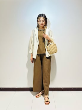 「ITEMS URBANRESEARCH（アイテムズ アーバンリサーチ）のドルマンシアージャケット（テーラードジャケット、ホワイト系）」を使った、KAMEさん（レディース・160cm）の春コーディネート