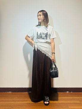 「SMELLY（スメリー）のアイテム」を使った、KAMEさん（レディース・160cm）の秋コーディネート