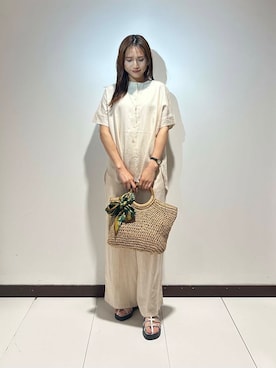 「RODE SKO（ロデスコ）のアイテム（財布/小物）」を使った、ameさん（レディース・160cm）の春コーディネート