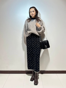 「ITEMS URBANRESEARCH（アイテムズ アーバンリサーチ）のミックスシャギーニット（ニット/セーター）」を使った、KAMEさん（レディース・160cm）の冬コーディネート