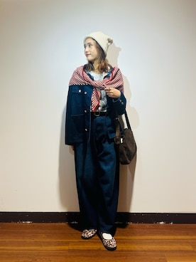 「SMELLY（スメリー）のアイテム」を使った、KAMEさん（レディース・160cm）の秋コーディネート