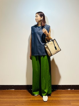 「ITEMS URBANRESEARCH（アイテムズ アーバンリサーチ）の『Sサイズあり/洗濯可』リネンレーヨンワイドパンツ（その他パンツ）」を使った、KAMEさん（レディース・160cm）の夏コーディネート