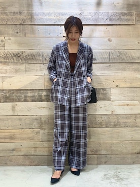 「KBF（ケイビーエフ）のバケットミニBAG（ショルダーバッグ）」を使った、サーロイン松浦さん（レディース・165cm）の夏コーディネート