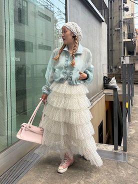 「w closet（ダブルクローゼット）の【2サイズ展開/羽織でも１枚でも◎】シアーフリルブルゾン（ブルゾン、ブルー系）」を使った、あみこさん（レディース・156cm）の春コーディネート
