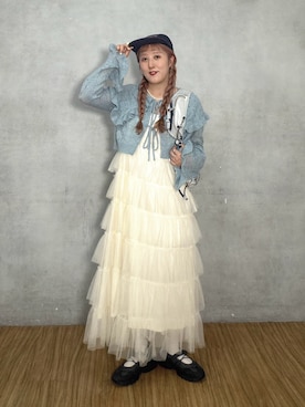 「アイテム（ジャンパースカート、ホワイト系）」を使った、あみこさん（レディース・156cm）の秋コーディネート