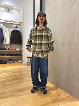 「秋のシャツ着こなし術」｜「アイテム（シューズ）」を使った、uyamiki0526さん（メンズ・168cm）の秋コーディネート