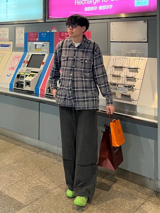 「WISH FOR EVER(ウィッシュフォーエバー)のSNOW WASH FRINGE DOUBLE KNEE SWEAT PANTS/スノーウォッシュフリンジダブルニースウェットパンツ(スウェットパンツ)」を使った、Z(ゼット) さん(メンズ・182cm)の秋コーディネート