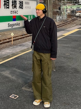 「NIKE（ナイキ）のアイテム（ブルゾン）」を使った、Z(ゼット) さん（メンズ・182cm）の春コーディネート