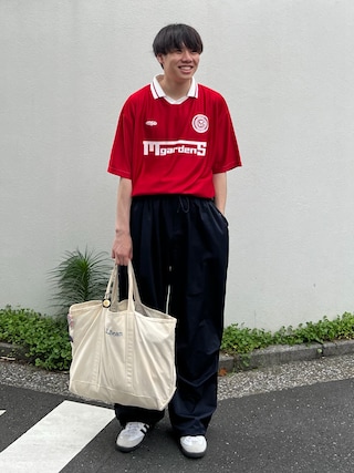 「Perushu（ペルーシュ）のスウェットカーゴパンツ（カーゴパンツ）」を使った、Z(ゼット) さん（メンズ・182cm）の夏コーディネート