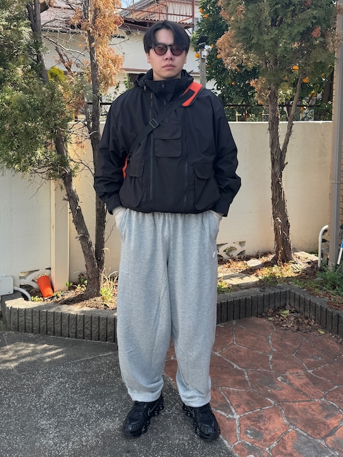 「MandO(Auntie Rosa)(エムオー)の2WAYジップマウンテンパーカー(Tシャツ/カットソー)」を使った、Z(ゼット) さん(メンズ・182cm)の冬コーディネート