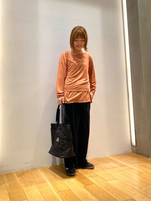 ルーズシアーカットソー