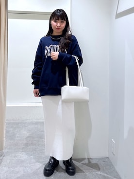 「FREE'S MART（フリーズマート）のアイテム（スウェット）」を使った、tomoさん（レディース・161cm）の春コーディネート
