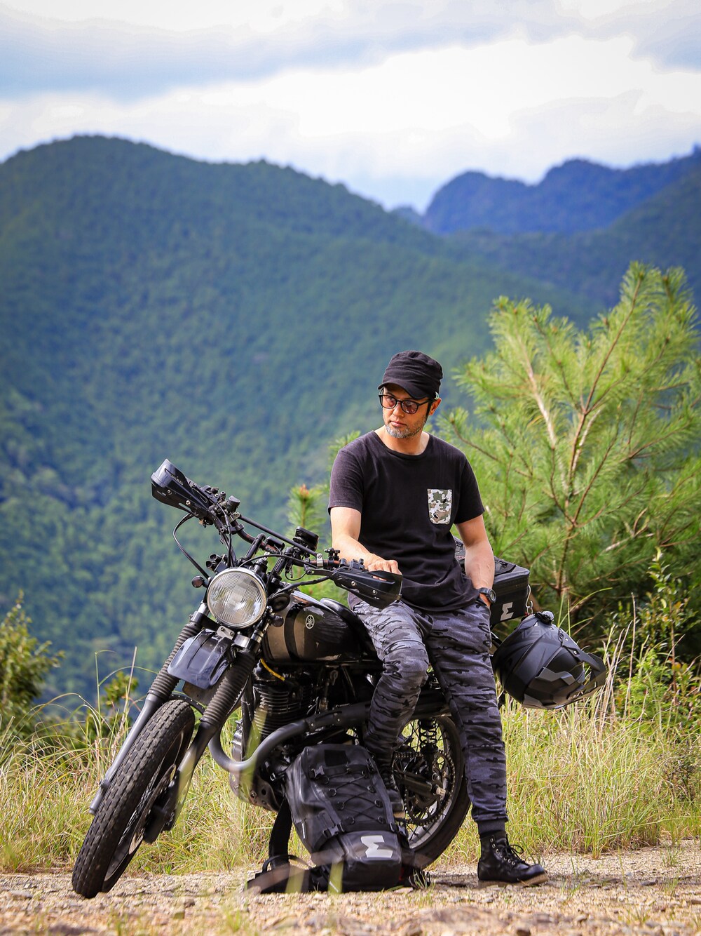 【新品未使用】Reneマスタード コーデュロイ キュロット KOHEI ｜RED WINGのブーツを使ったコーディネート - WEAR