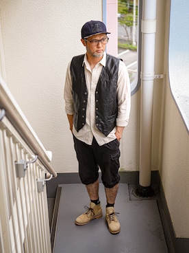 「アイテム（ベスト）」を使った、KOHEI さん（メンズ・180cm）の秋コーディネート