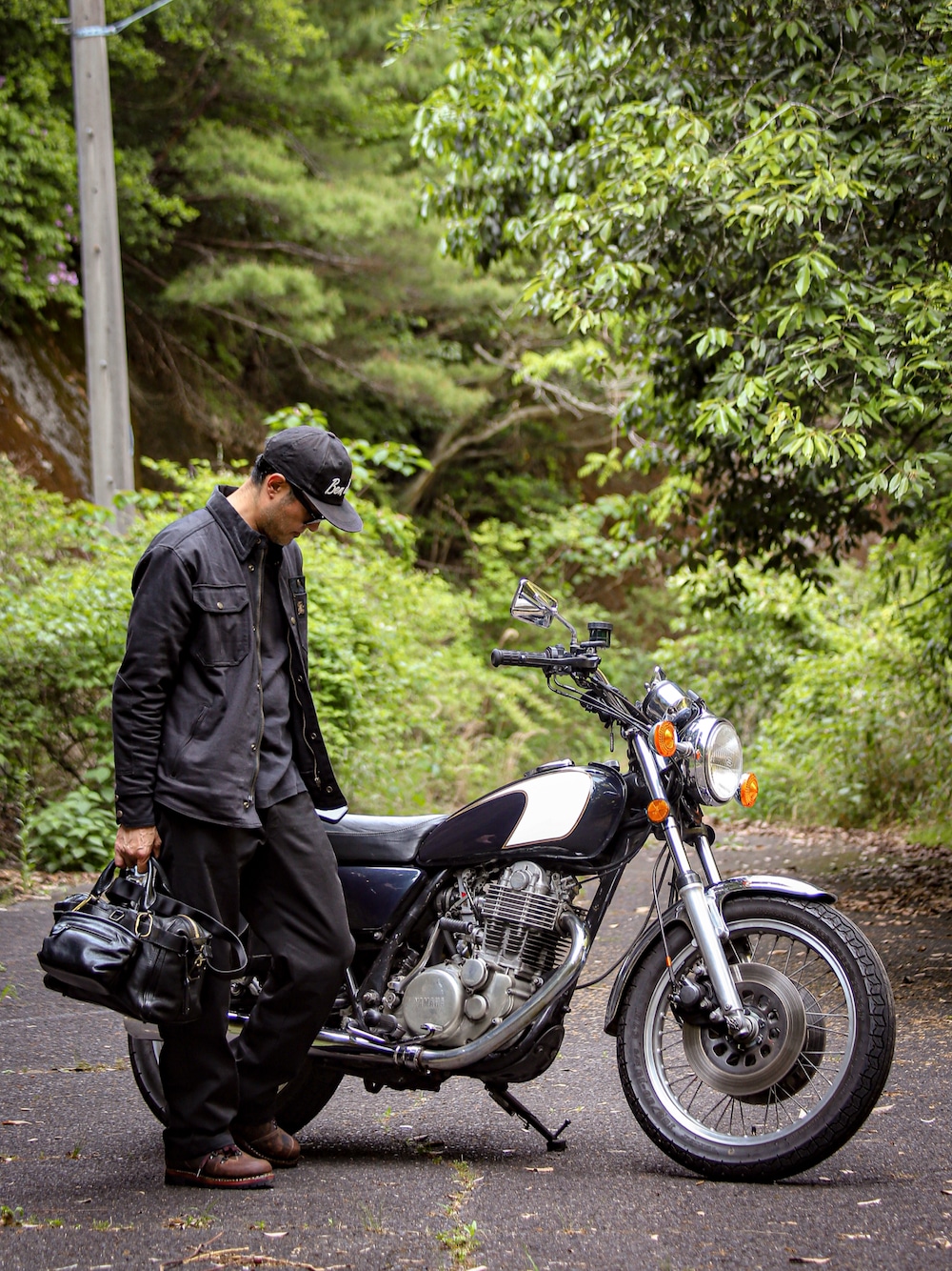 BURBERRYのボストンバッグを使った人気ファッションコーディネート - WEAR
