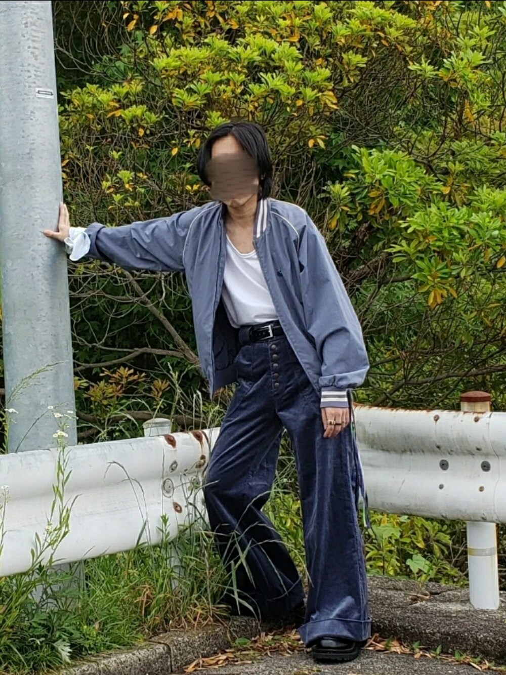 jerkybobさんの（Carhartt）を使ったコーディネートの1枚目の写真