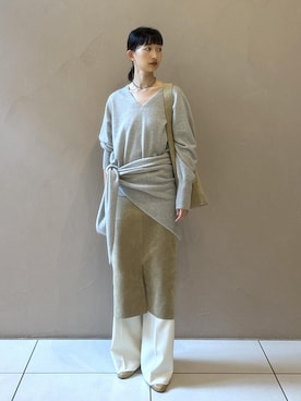 「アイテム（ストール/ショール）」を使った、fukaさん（レディース・165cm・30代）の秋コーディネート