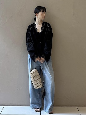 「SALON adam et rope'（サロン アダム エ ロペ）の【W S（ドゥーブル）】レザーヒールサンダル（サンダル、ブラック系）」を使った、fukaさん（レディース・165cm）の春コーディネート