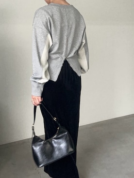 「select MOCA by son（セレクトモカバイソン）のアイテム（スカート）」を使った、YUAさん（レディース・162cm）の秋コーディネート
