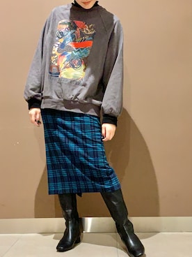 HIMIKO　大丸 東京店さんのコーディネート