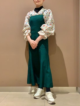 HIMIKO　大丸 東京店さんのコーディネート