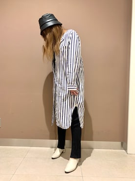 HIMIKO　大丸 東京店さんのコーディネート