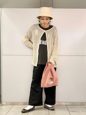 「レザー」｜「アイテム（エコバッグ/サブバッグ）」を使った、はなさん（レディース・160cm）の秋コーディネート
