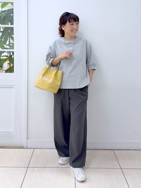 「Dessin（デッサン）の【360度可愛い・洗える】バックヘンリーカットソー5分袖（Tシャツ/カットソー、グレー系）」を使った、Osawaさん（レディース）の春コーディネート