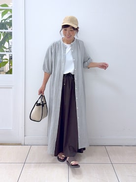 「Dessin（デッサン）の麻調キャップ（キャップ、ベージュ系）」を使った、Osawaさん（レディース）の夏コーディネート