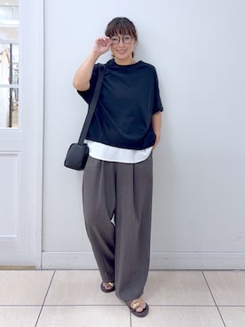 「Dessin（デッサン）の【汗シミ防止/UVカット】ドルマンスリーブ プルオーバー（Tシャツ/カットソー、ブラック系）」を使った、Osawaさん（レディース）の夏コーディネート