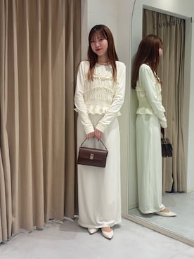 「CAPRICIEUX LE'MAGE（カプリシューレマージュ）の【低身長サイズあり】ベロアIラインスカート（スカート）」を使った、yu _lemageさん（レディース・167cm）の秋コーディネート