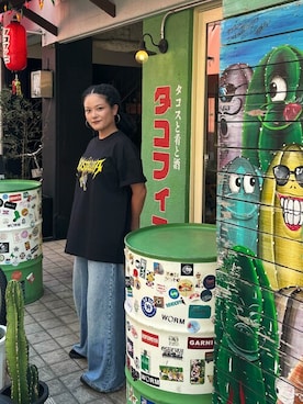 「NOSTALVIA（ノスタルヴィア）の【阪神タイガース90周年 × NOSTALVIA（ノスタルヴィア）】Raging Tigers / レイジングタイガース Tシャツ（Tシャツ/カットソー、ブラック系）」を使った、NOSTALVIAさん（メンズ・180cm）の夏コーディネート