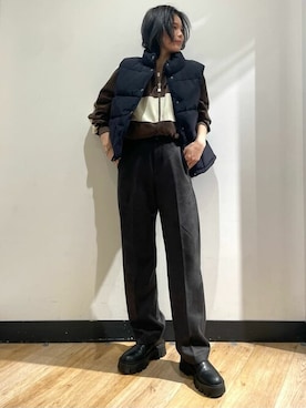「イエベ」｜「アイテム（ダウンベスト）」を使った、Rightonさん（レディース・160cm）の冬コーディネート