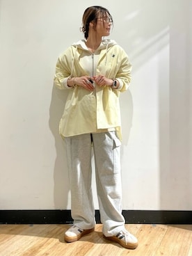 「春カラー」｜「アイテム（パーカー）」を使った、Rightonさん（レディース・160cm）の冬コーディネート
