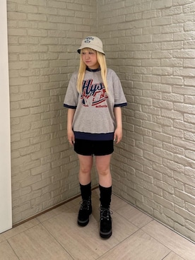 「HYSTERIC GLAMOUR（ヒステリックグラマー）のフロントジップナイロンミニスカート（スカート、ブラック系）」を使った、shi0ri68さん（レディース）の春コーディネート