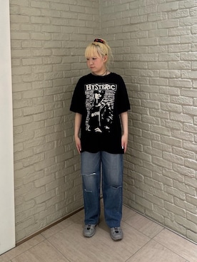 「HYSTERIC GLAMOUR（ヒステリックグラマー）のRESIZE加工 デニムストレートパンツ（デニムパンツ、ブルー系）」を使った、shi0ri68さん（レディース）の春コーディネート