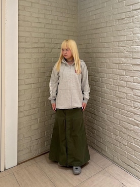 「HYSTERIC GLAMOUR（ヒステリックグラマー）のミリタリーロングスカート（スカート、グリーン系）」を使った、shi0ri68さん（レディース）の春コーディネート