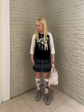 「HYSTERIC GLAMOUR（ヒステリックグラマー）のスクラッチAラインデニムミニスカート（デニムスカート、ブルー系）」を使った、shi0ri68さん（レディース）の春コーディネート