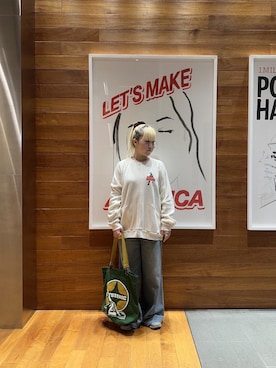 「HYSTERIC GLAMOUR（ヒステリックグラマー）のデニムワイドパンツ（デニムパンツ、ブルー系）」を使った、shi0ri68さん（レディース）の秋コーディネート