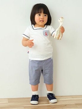 「Sophie la girafe（ソフィーラジラフ）のアイテム（パンツ）」を使った、kladskap　クレードスコープさん（キッズ・87cm）の春コーディネート