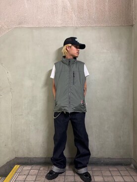 「HYSTERIC GLAMOUR（ヒステリックグラマー）のリジットデニム ストレートバギーパンツ（デニムパンツ、ブルー系）」を使った、taichiさん（メンズ・174cm）の秋コーディネート