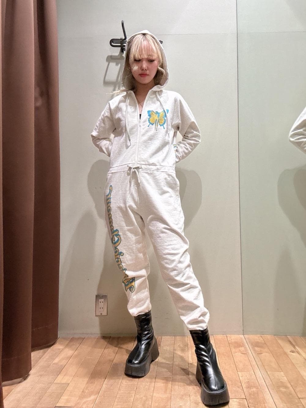 HYSTERIC GLAMOURのオールインワン・サロペット（ベージュ系）を